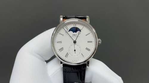 Tw Factory 颜值巅峰 Iwc旗下最耀眼的明星，万国 Iwc 长动能月相专家。R33 月相系列 全新的复刻版系列Iw544805透底腕表。 表壳 316