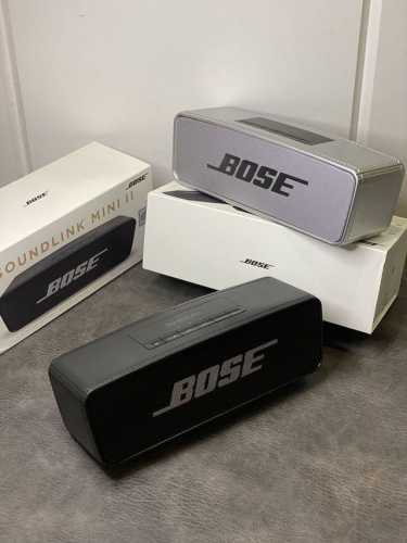 110 博士Bose Soundlink Mini 迷你二代音响 音质无需多介绍 资深老牌调教 绝对钢炮！ 支持两台串联 左右声道享受低音人声环绕音质 多功能连