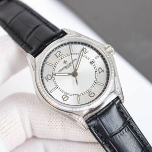 白壳 金壳 Tw 新品 江诗丹顿 Vc 伍陆之型4600E 000A-B402 男款自动机械 运动务皆可盘，格调 品味两不失！ 四大核心竞争力 腕表尺寸40Mm