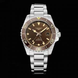 1630新品发布 - 全新康卡斯潜水系列T腕表（41Mm） 加入T功能双时区同步显示 打造舒适佩戴体验，将复古设计与创新技术融为一体，陪伴每一位探险者发现未知，