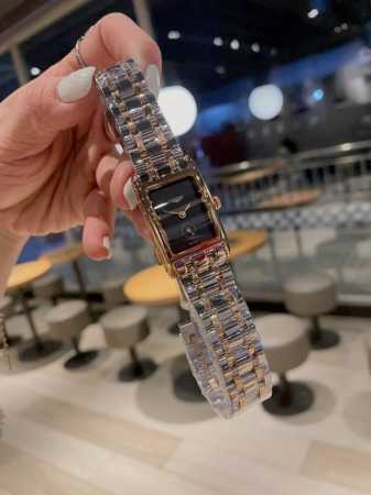 白 金 钢带20 钻20 2024新款首发 浪琴-Longines 新款 戴卓维纳黄金新款 漆绘罗马数字及时标 蓝钢指针 高端配置 搭配精准石英机芯 拱形镀膜玻 - 点击图像关闭