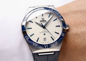 欧米茄 Omega 星辉永恒之星座腕表第五代 星座系列！全新原装尺寸41Mm腕表！Om68 1圈口升级，原装一致抛光进口陶瓷表圈，刻度采用白金电镀工艺，经久不褪