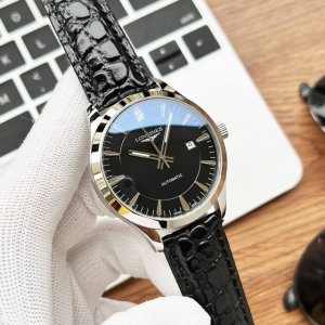 -白皮 金 钢带加20 实物拍摄 品牌：浪琴-Longines 类型：男士腕表 表壳：316精钢 做工优质 表带：进口小牛皮 316精钢 两种可选 机芯：高级定