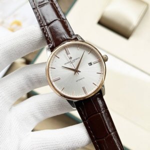 白 金 钢带+20。江诗丹顿-Vacheron Constantin精品男士腕表经典大三针设计，尊贵大气，绅士风范，卓越品质，热卖全城。采用进口西铁城机械机芯，