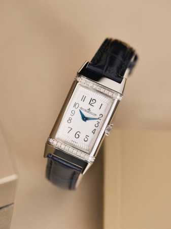 翻开时光积家Reverso One Duetto 双面翻转系列腕表白面型号：Ref.3288560红面型号：Ref.3288420翻转系列腕表 进口德国316升 - 点击图像关闭