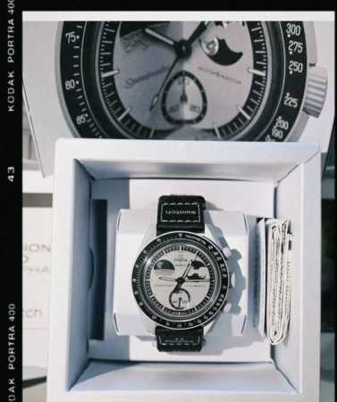 Swatch斯沃琪 X欧米茄 Bioceramic Moonswatch 系列 石英机芯 30米防水 男表 瑞表 42Mm 黑色表盘 植物陶瓷表壳 尼龙表带 - 点击图像关闭