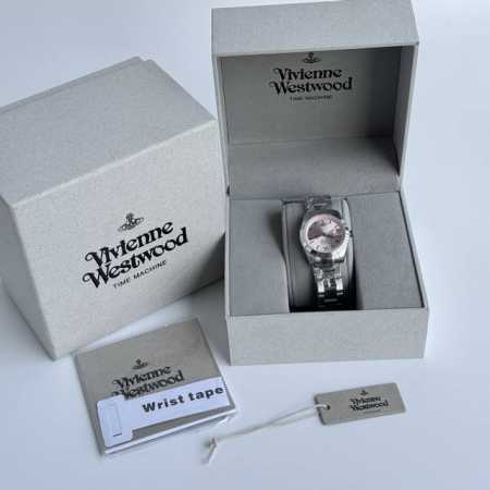 Vivienne Westwood 薇薇安 威斯特伍德 西太后 28Mm粉表盘 优雅浪漫女士腕表 时尚新潮石英女表 表盘经典阳光射线纹饰为粉色镀银表盘，带来细细 - 点击图像关闭