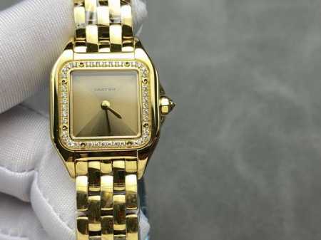 Af 卡地亚 猎豹系列腕表 图为22Mm 表壳 小号22*30Mm，中号27*37Mm 方形表壳线条柔美，精美流线表耳，与表壳一体成型，魅惑动人。是Panthè - 点击图像关闭