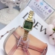 Dw 新品低调奢华女款古董表，小方表 石英机芯，合金材质与白金电镀，整体质感和气质都变了，精致感upup搭配小巧壳形，上手效果完美！尺寸28Mm双按扣