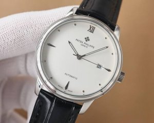 白壳 金壳 〔最新爆火热门款 百达翡丽 Patek Philippe 采用独特的表盘设计 搭配而来的是更高档奢华的腕表， 初识百达翡丽必憧憬有朝一日能拥有它，戴