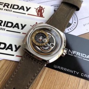 支持香港、美国直邮 七个星期五sevenfriday自动机械男表，型号：Q1-02，表径44.3*49.7Mm，三针分离，配日历，超级酷！硬件全部原厂出，看细节