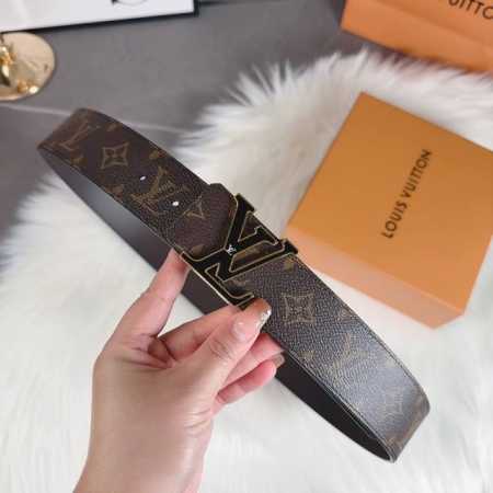 特 品牌： 驴家 新款进口4.0Cm不锈钢平滑扣扣头，搭配原版皮料带身，男士必备！宽度： 4.0Cm，按腰围下单 - 点击图像关闭