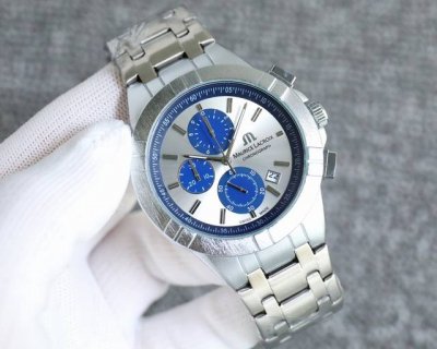 瑞士老品牌艾美推出全新Aikno系列计时腕表，广告主打款 搭载进口石英机芯，44Mm表径，11Mm厚度 蓝宝石水晶表镜，精钢精湛工艺，三眼7针表盘设计，折叠表扣