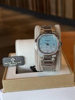 白钻 金钻590官网同步 渐变面 DDD 人间小富婆得选择 时尚优雅女士鹦鹉螺7118系列。 DDD 这绝对是百达斐丽的毕业款啦 小红书刷不完的种草 简约素净