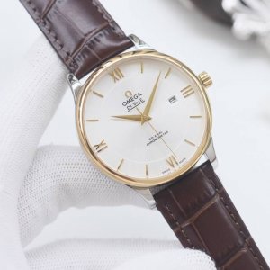 白壳 金壳+20钢带20 品牌：欧米茄-Omega 类型：男士腕表 壳套：顶级版316精钢L 表带：进口小牛皮表带 316L精钢表带 机芯：全自动机械机芯 镜面