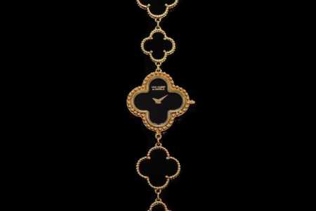 配盒 新品手链款 品牌：梵克雅宝-Van Cleef＆Arpels 系列：Alhambra手链款系列 腕表继续沿袭梵克雅宝的标志性图案散发恒久隽永的优雅气息，精 - 点击图像关闭