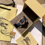 英国经典奢侈品牌，Burberry巴宝莉石英女式腕表，鹦鹉螺系列，Bby1811，知性优雅的方型表盘设计，经典又复古，堪称时尚界的典范，原装瑞士进口机芯，表径～