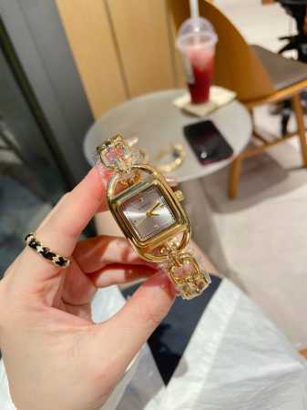 古驰、新款、表盘26Mm～～ - 点击图像关闭
