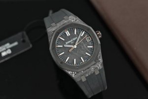 Ntpt 碳纤 爱彼皇家橡树15500 Royal Oak Diw ”Voidline Ap“系列腕表，令本来轻量的手表变成超轻量！ Diw Carbon Au