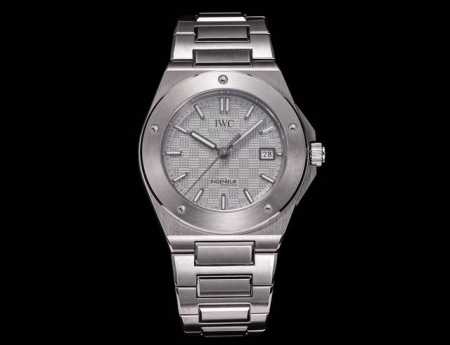 Gh 2023年度压轴巨作，全新 Iwc 万国 工程师自动腕表40重磅亮相。Iw9 表壳与表链经多层次拉丝工艺，抛光和缎面处理，表圈通过五颗多边形螺丝固定于表壳 - 点击图像关闭