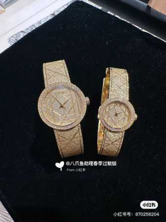 金白同价 迪奥la D My Dior Cd04111X1248 Cd04115X1251系列腕表。优美的弧线设计，搭配两枚利落指针、便以其极简之风，成为迪奥的 - 点击图像关闭
