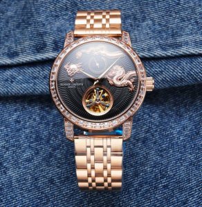 白钢 . 金20. 江诗丹顿-Vacheron Constantin传袭系列 再创火爆奇迹！神龙戏珠 亮展珍臧版 全新陀飞轮运转一目了然 机械夹板机芯 实为惊人