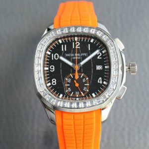 白 枚 钻50 百达翡丽aquanaut系列5968A-001腕表隆重上市 尺寸42.2Mm 打磨和抛光均属市面顶级 采用稳定耐用的7750自动机械机芯改ch