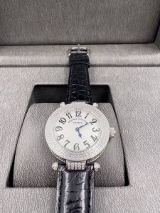 520Fran Muller 法兰克穆拉 型号 Mystery 款式 鑽石腕表 机芯 瑞士石英 尺寸 33Mm 玻璃 普通玻璃 材料 316精钢 表扣 原装扣