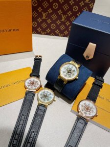 白 金 钻50 Lv超神之作，Lv Tambour Slim全系列陆续空降市场！致敬原厂 完成使命！ 三大超级亮点 腕表尺寸34Mm1.表盘的填油细腻，印刷立体