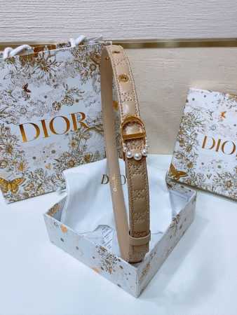 特 Dior Montaigne Jolie Belt 光滑小牛皮和白色树脂珍珠 饰有*Christian Dior*标志 羊皮菱格腰带2.0Cm - 点击图像关闭