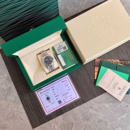 劳力士日志“最新版牛货，真钻字面”劳力士“日志型”堪称经典腕表的典范，不论是功能还是美学风格，都历久常新。此腕表于1945年问世，是世界上首款在3点钟位置设日历 - 点击图像关闭