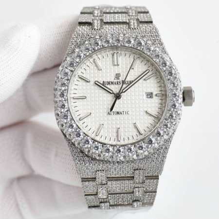 Audemars Piguet 爱彼 皇家橡树系列 15400 超强夜光钻石手表 搭载316L不锈精钢表壳 实心厚重钢带精选进口施华洛世奇钻 光彩闪耀 搭载82 - 点击图像关闭