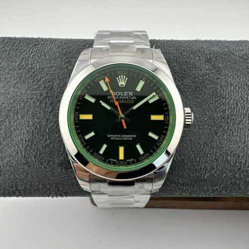 Vs厂，Milgauss系列，1 0闪电针 绿玻璃904L最高版本，蓝盘 绿盘！防磁双重底盖！ 同步绿色材料蓝宝石玻璃，定制全新的实心针轴3131一体机芯 尺寸