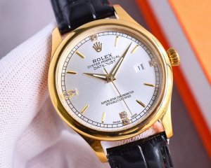 白壳 金壳 店家爆款主推 劳力士rolex升级版本 男士腕表 采用独特的表盘设计 搭配整体的3D立体感，整体效果更显高档奢华的劳力士， 初识劳力士必憧憬有朝一日