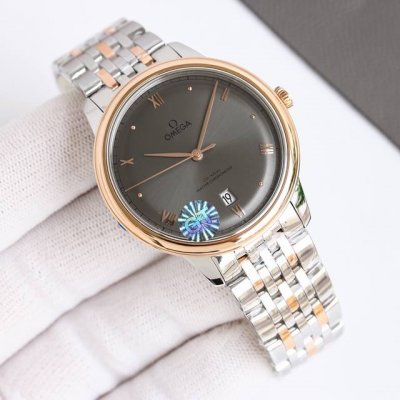 白壳金壳 钢带100 Gtfactory碟飞典雅系列腕表 Gt出品只为传承经典，至臻品质 40毫米至臻天文台表 这款腕表的表壳为40毫米，整表原版开模，整体表壳