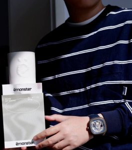 来分享两个非常适合送男友做生日礼物 纪念日礼物的高级感好物～也是我最近疯狂喜欢的 Sevenfriday 七个星期五 瑞士腕表中的年轻网红，多次出现在肖战等明星