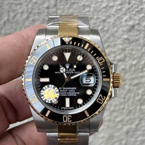全新作品潜航者系列116613间金黑 蓝鬼 尺寸：40Mm。Zzf凭借多年制表经验，一贯秉承精益求精的工匠精神，为广大表友带来全网最领先的日历型潜航者！潜心巨作