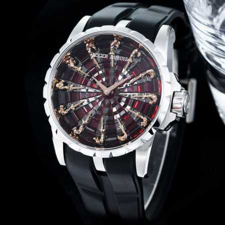 罗杰杜彼 Roger Dubuis Excalibur 王者系列 系列腕表 圆桌骑士 表壳 腕表尺寸45Mmx15.7Mm。突破市场之前所有版本，修正不足之处， - 点击图像关闭