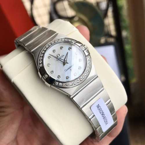 全套包装 欧米伽 Omega星座系列最经典的一款 很多客人在找外圈带钻的欧米伽 此款硬货来了，非常过硬的内部渠道，代工厂P内部留出为数不多的正品欧米茄.数量有限