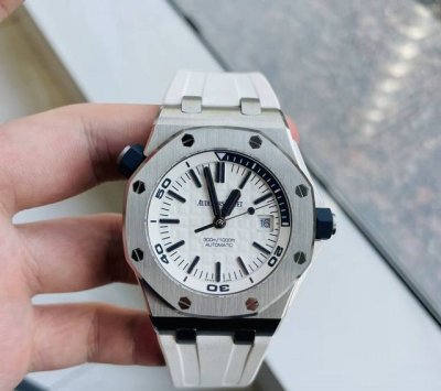 爱彼四分之一蓝｜15710St.Oo.A010Ca.01白蓝 DDD 爱彼 皇家橡树离岸型 DDD 15710St.Oo.A010Ca.01 DDD 精钢 透底