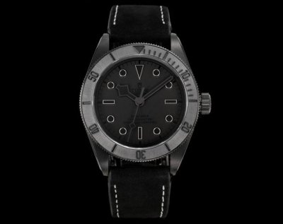 Gr Factory 帝舵 Tudor Kv3 碧湾黑武士背透腕表 暗夜之眼，窥见机械之美 帝陀 碧湾系列 **深邃如夜，锋芒毕露。 帝陀碧湾黑武士背透腕表，承