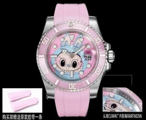 Clean出品，Rolex&Labubu 劳力士Black联名款“拉布布”限量发行 字面采用多色油彩表面加上搪瓷使字面更加光亮 劳力士 Rolex -粉色水鬼，