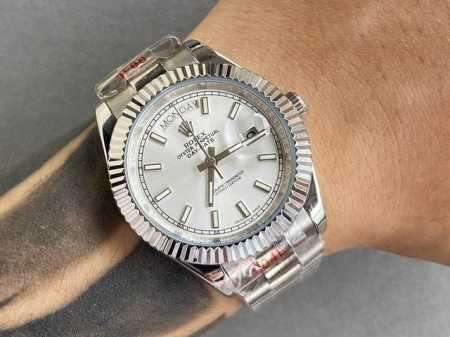 品牌：Rolex劳力士热卖经典系列：日志型耗式双历系列机芯：顶级进口全自动机械机芯双历显示 壳套: 采用316精钢壳套镜面: 矿物质水晶防磨防刮镜面尺寸：直径4 - 点击图像关闭