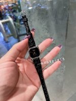 宝藏单品# 中古表-Longines，无字天书极简黑金！心心念念的黑金浪琴小优雅谁戴谁美！方盘四边花边黑金皮带表万人求，还是那么大气有味道，不同的是这次这只通体
