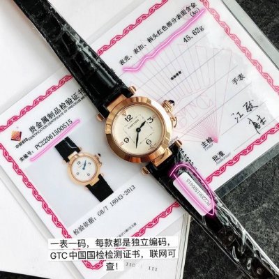 卡地亚新款Sha 帕莎系列全新推出 顶级原单品质 表盘直径 30Mm 厚度 8.22Mm 生活防水深度3巴 约30米 18K金版本 一表一证 搭载进口瑞士朗达7