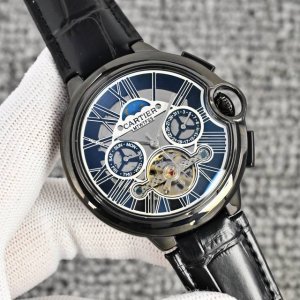 白 金 卡地亚 Cartier 精品男士腕表，经典大飞轮设计，尊贵大气，绅士风范，卓越品质，热卖全城。 采用全自动机械机芯，316钢表壳， 进口小牛皮表带316