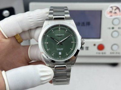 强力推荐优雅焕新浪琴男士手表｜2新品首推 浪琴康卡斯悦动系列 优雅银 经典黑 百搭绿 深邃蓝 原版开模1:1，对版41Mm尺寸316精钢材质，Cnc精工艺打造拉