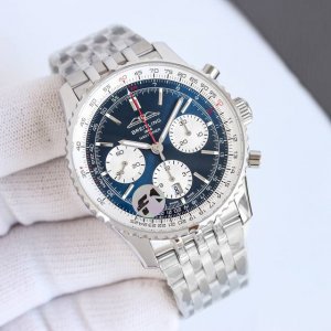 皮带 钢带 F1新品：百年灵全新航空计时腕表 Navitimer 问世70周年，百年灵以大胆色彩焕新演绎经典腕表。尺寸43Mm，迭代款无疑是地道的航空计时腕表，