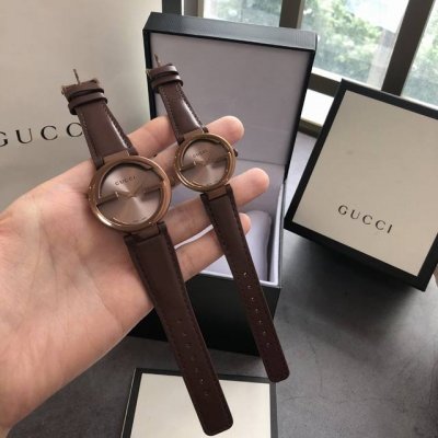 爆款全智贤同款！Gucci小牛皮款双G，适合所有妹子的27和37毫米两种表径，防刮花蓝宝石玻璃镜面，瑞士石英机芯，表壳两件套，原单品质，非普通货可比，三十米生活