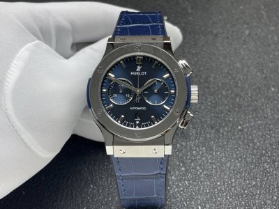 宇舶Hublot恒宝表经典融合Classic Fusion系列，直径45Mm，表壳316L精钢，耐磨蓝宝石玻璃，施华洛世奇钻石镶嵌，进口搭载进口7750多巧能计